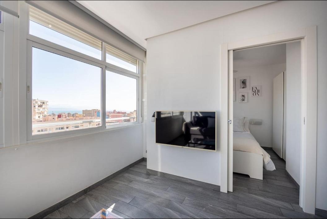 The Black&White Apartment Torremolinos Exterior photo